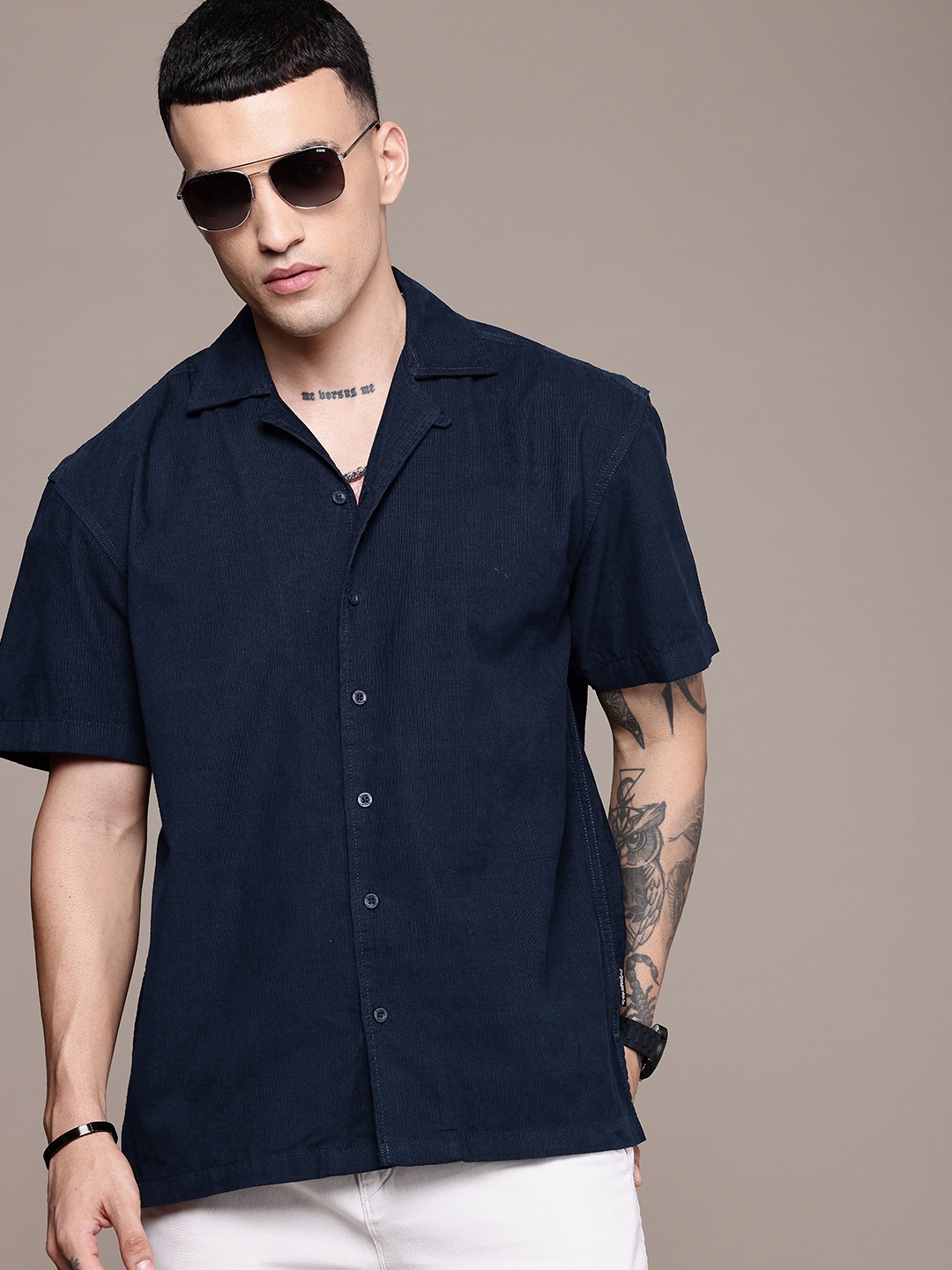 

The Roadster Life Co. Pure Cotton Corduroy Relaxed Fit Casual Shirt, Navy blue