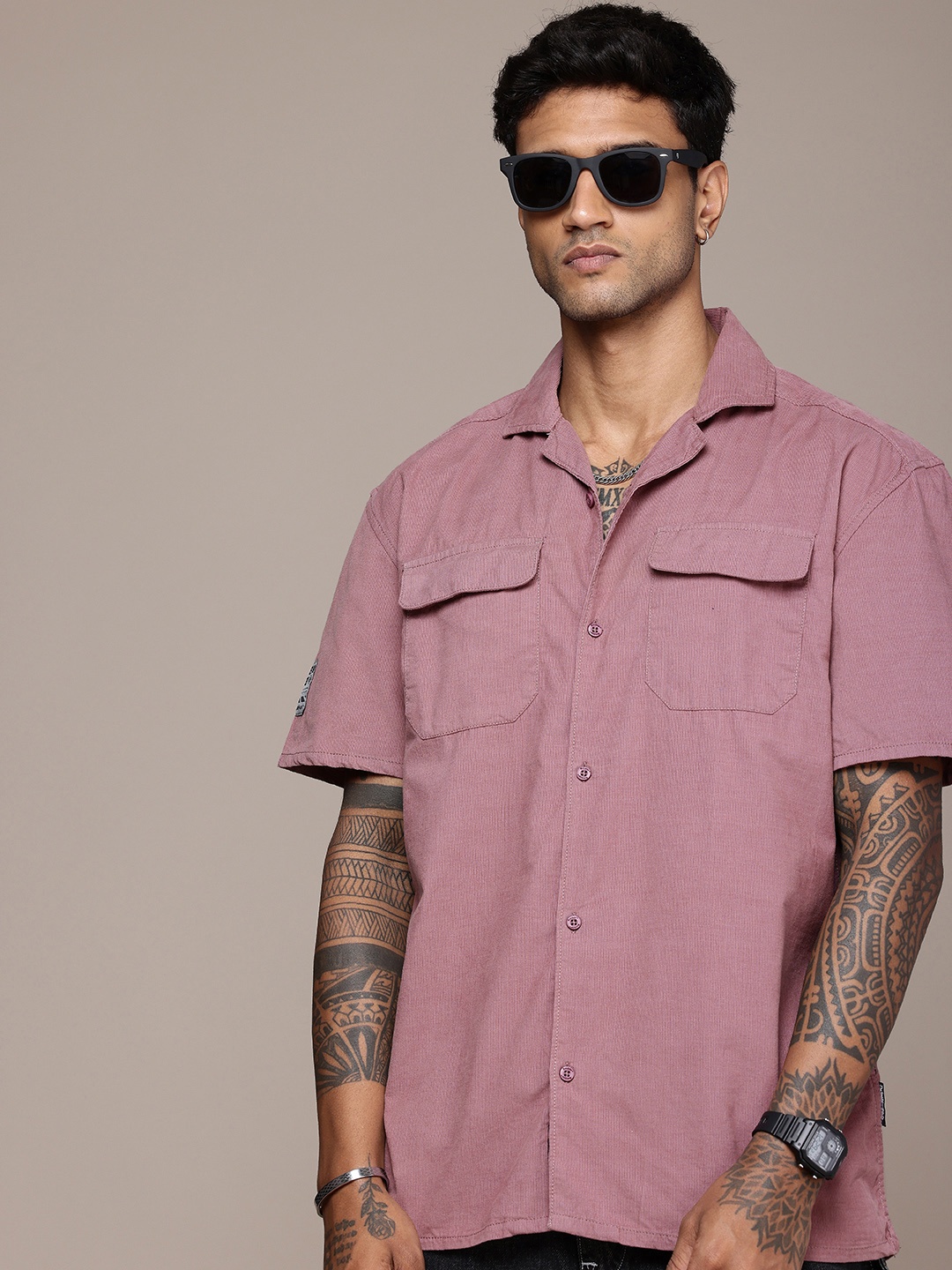 

The Roadster Life Co. Relaxed Fit Cuban Collar Corduroy Pure Cotton Casual Shirt, Mauve