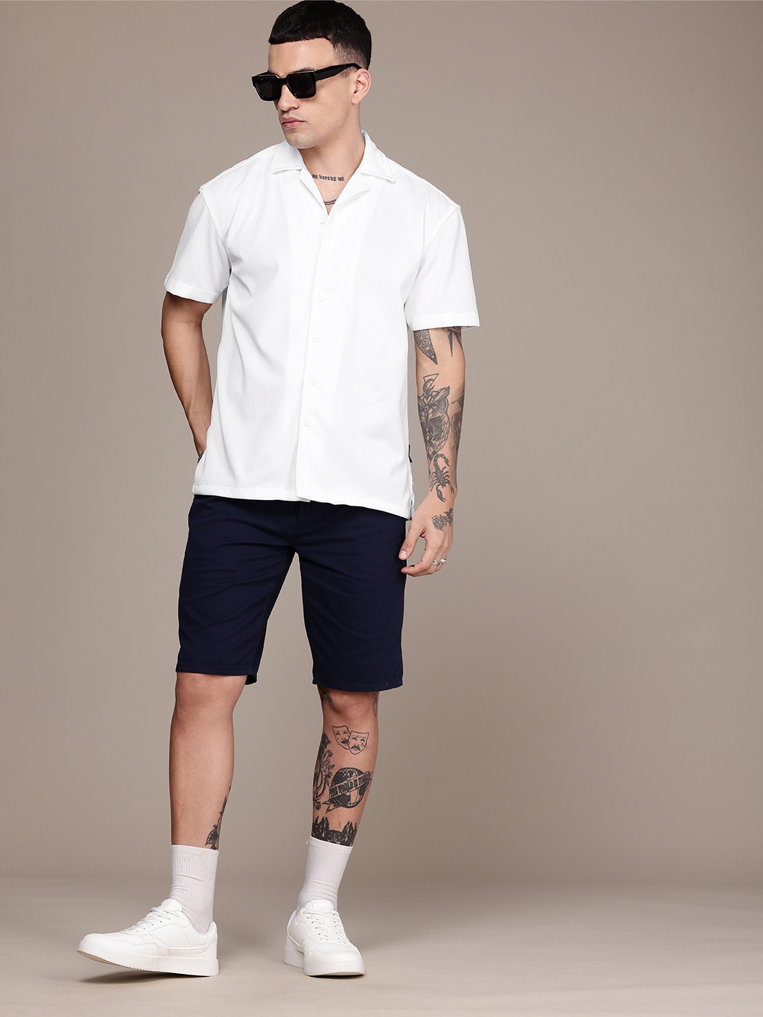 

The Roadster Life Co. Self Design Textured Opaque Relaxed Fit Casual Shirt, White
