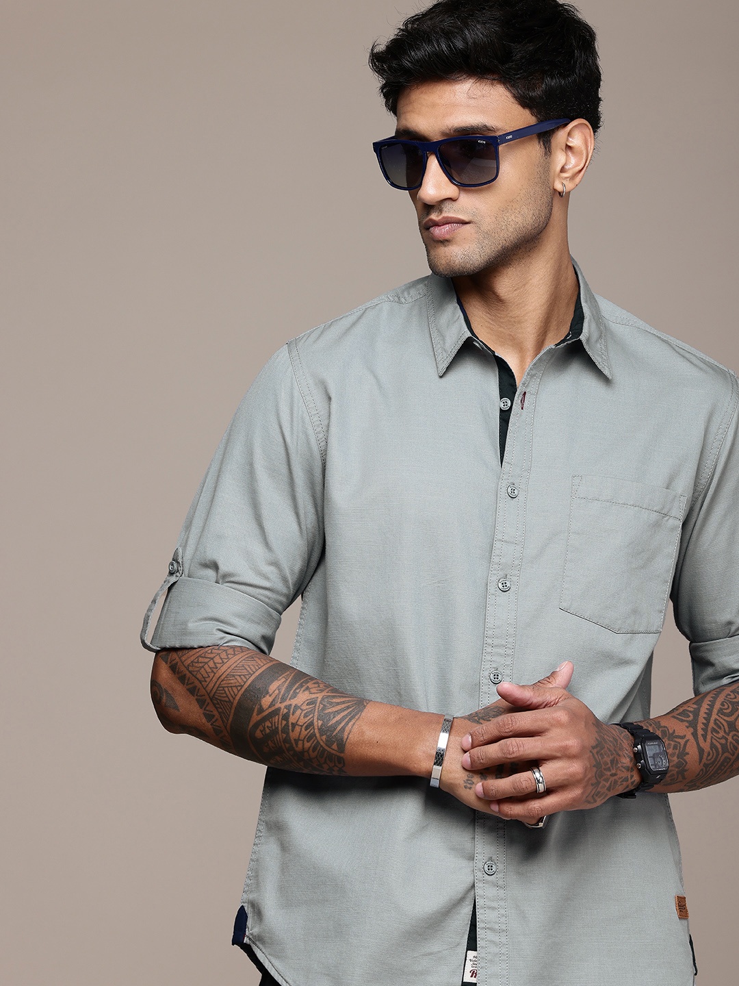 

The Roadster Life Co. Pure Cotton Roll-Up Sleeve Casual Shirt, Grey