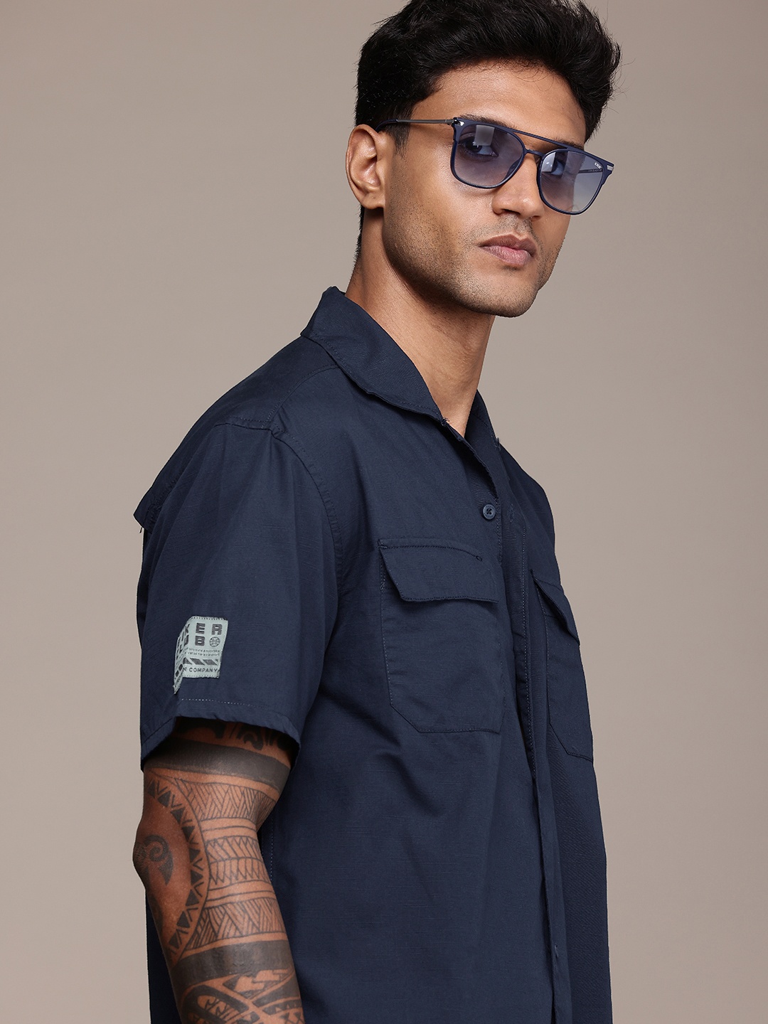 

The Roadster Life Co. Pure Cotton Relaxed Fit Opaque Casual Shirt, Navy blue