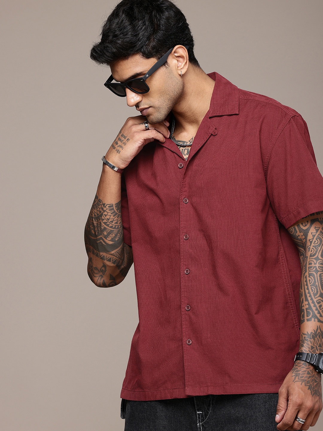 

The Roadster Life Co. Relaxed Fit Cuban Collar Corduroy Pure Cotton Casual Shirt, Maroon