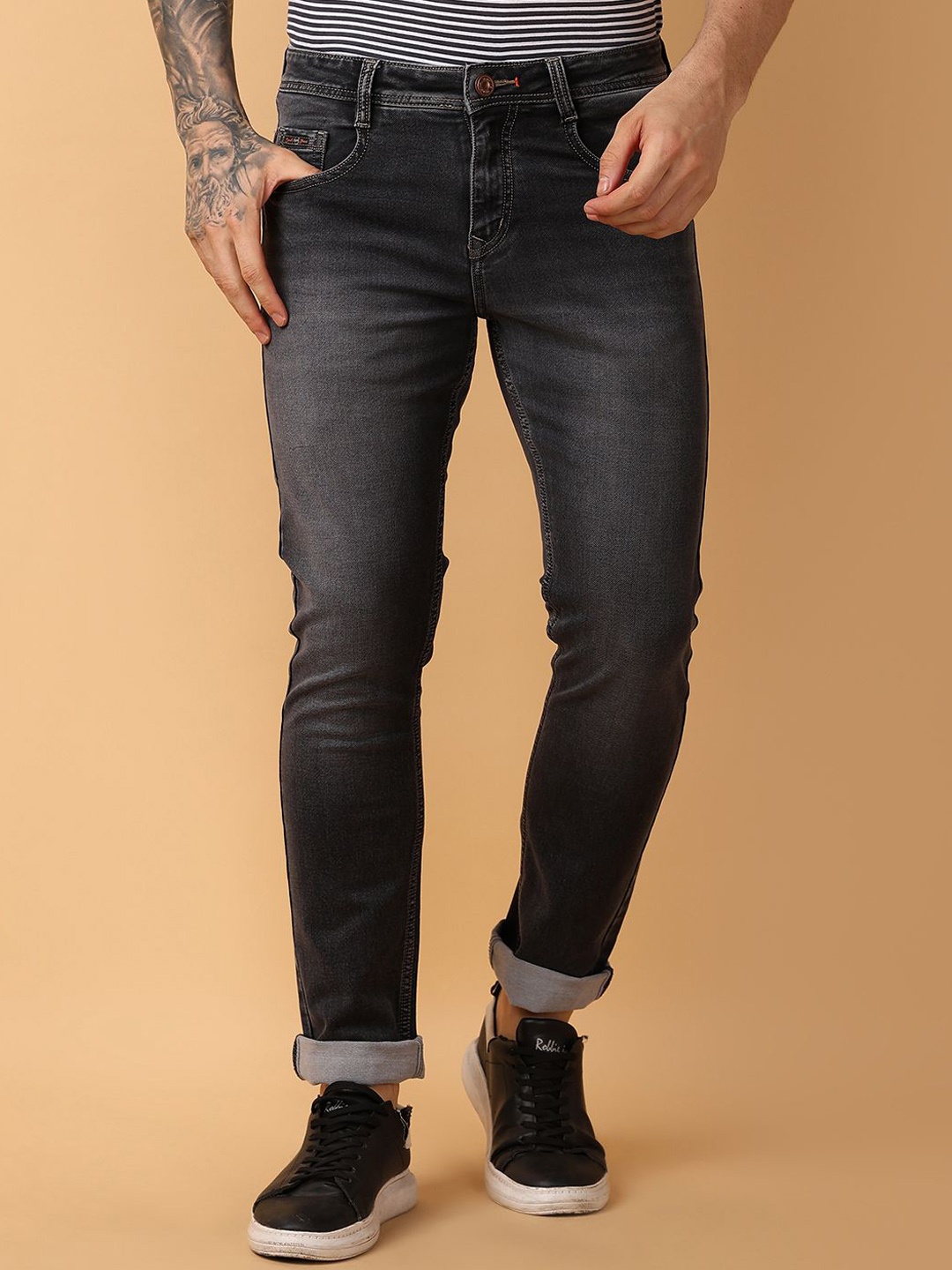 

V-Mart Men Skinny Fit Mid-Rise Light Fade Jeans, Grey