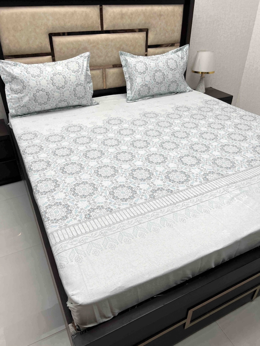 

Pure Decor White & Black Ethnic Motifs 350 TC Queen Bedsheet with 2 Pillow Covers