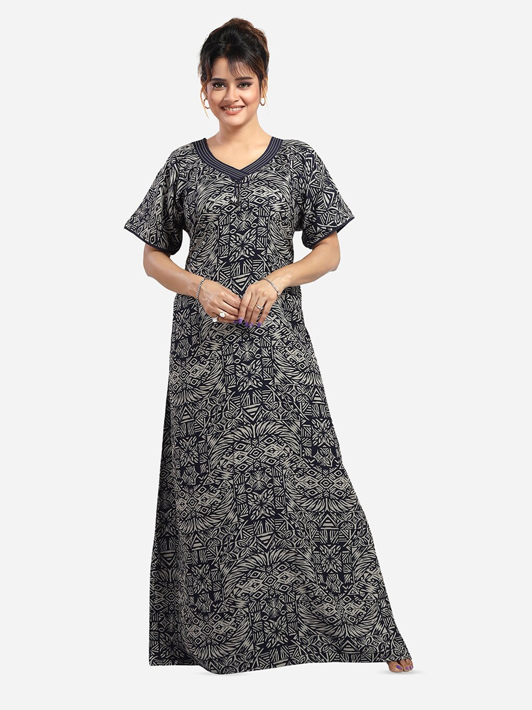 

NIGHT QUEEN Printed Maxi Nightdress, Maroon