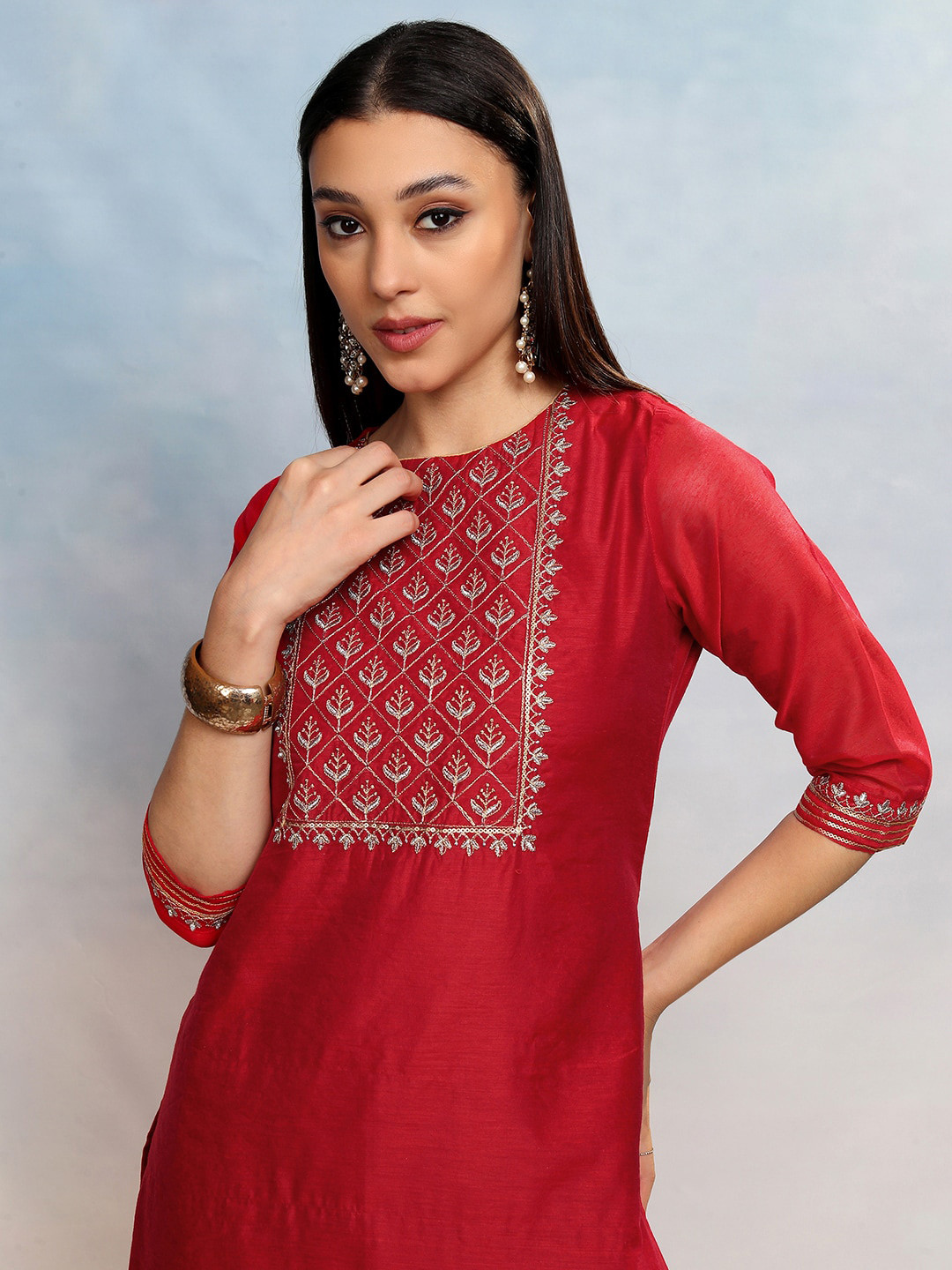 

Vishudh Women Ethnic Motifs Embroidered Regular Thread Work Kurta with Palazzos, Red