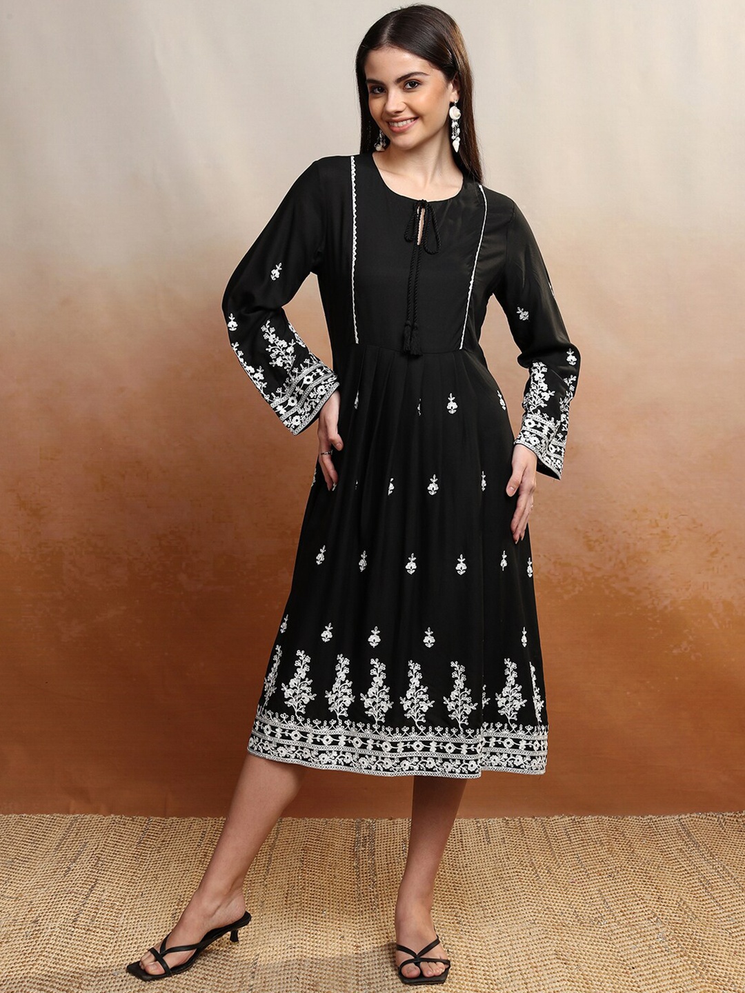 

Vishudh Ethnic Motifs Embroidered A-Line Midi Dress, Black
