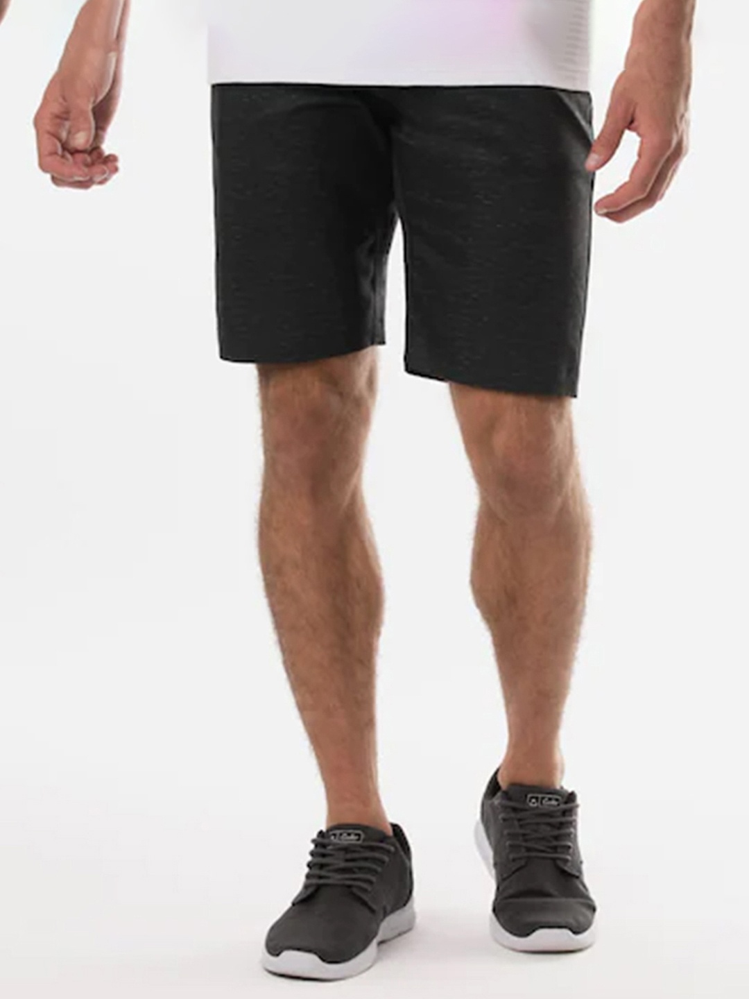 

TRAVIS MATHEW Men Shorts, Black