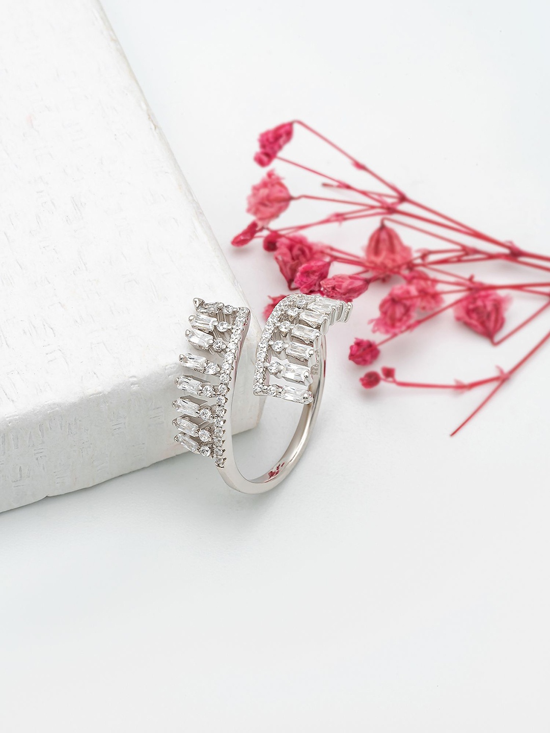 

SILBERRY 925 Sterling Silver Rhodium-Plated CZ-Studded Chandelier Finger Ring