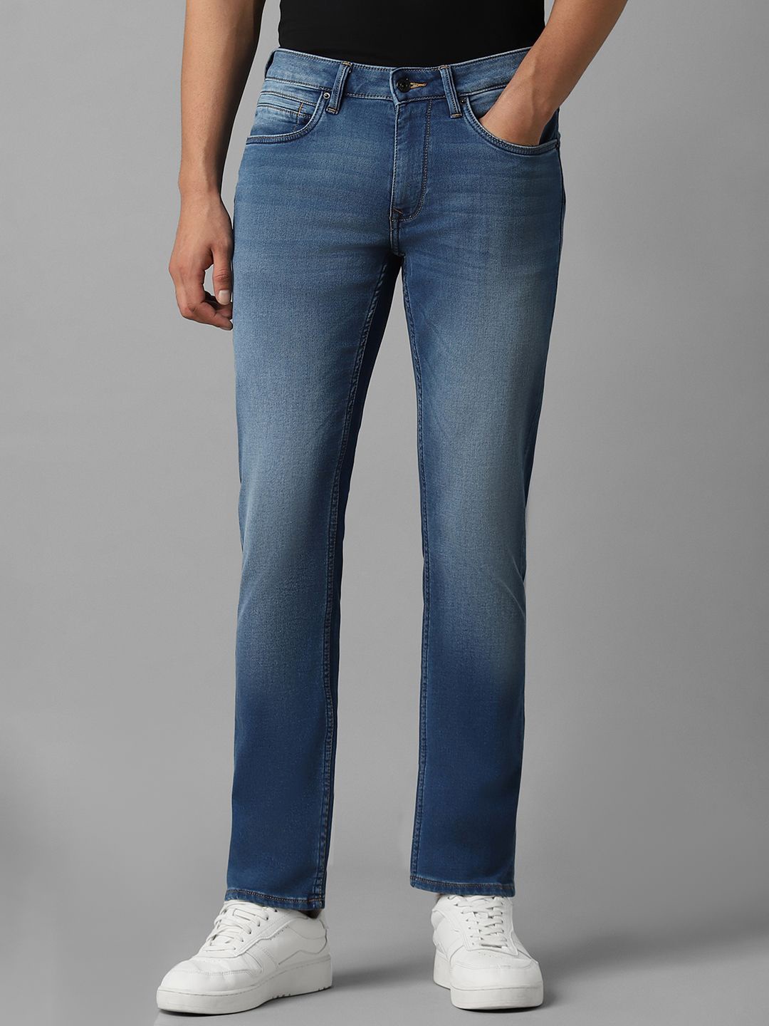 

Louis Philippe Men cotton Slim Fit Highly Distressed Heavy Fade Jeans, Navy blue