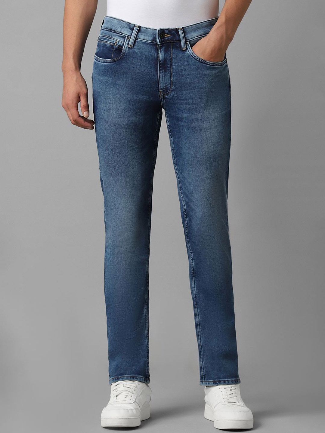 

Louis Philippe Men Slim Fit Heavy Fade Jeans, Navy blue