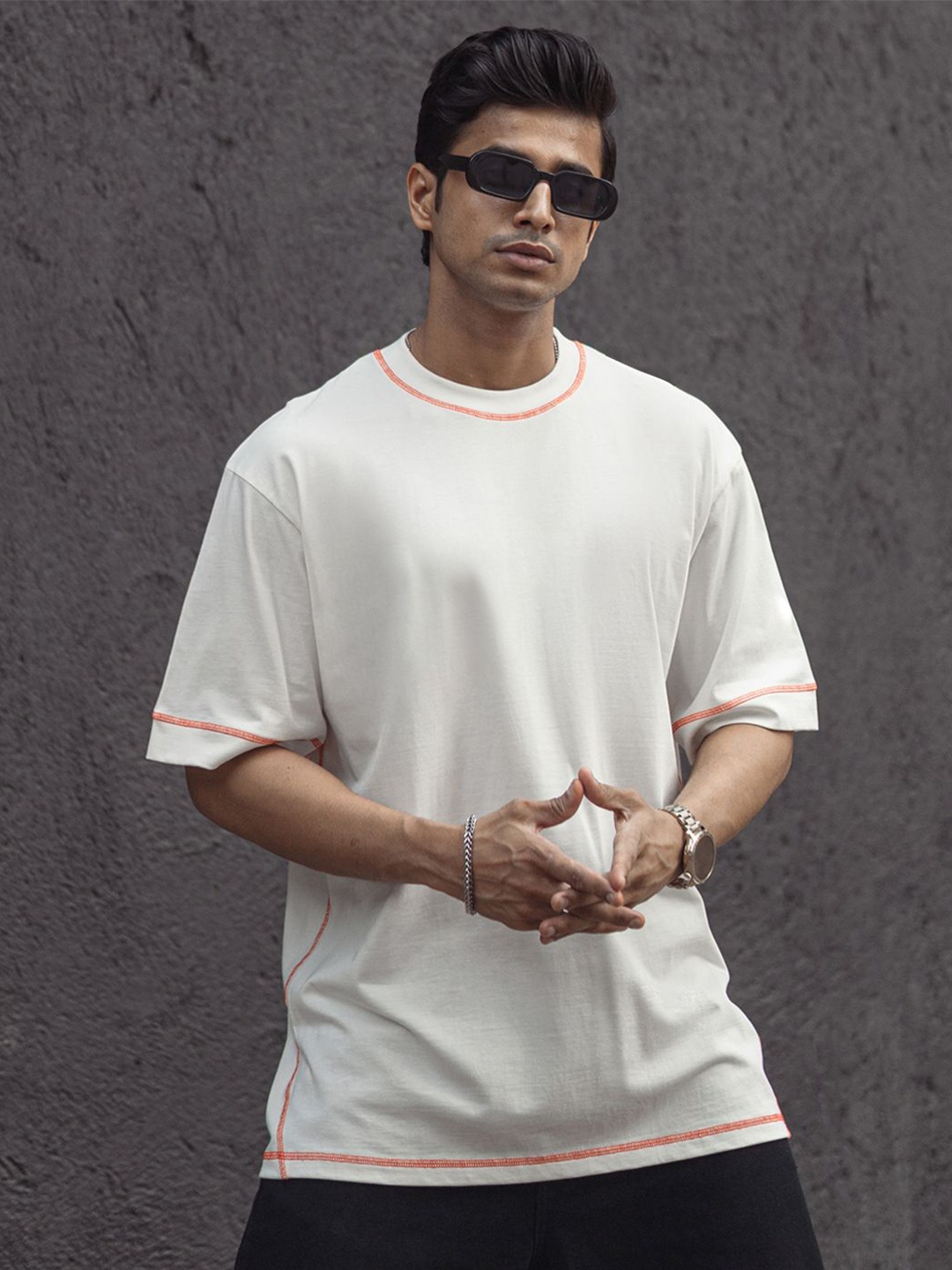 

Powerlook Men Round Neck Oversized T-shirt, Off white
