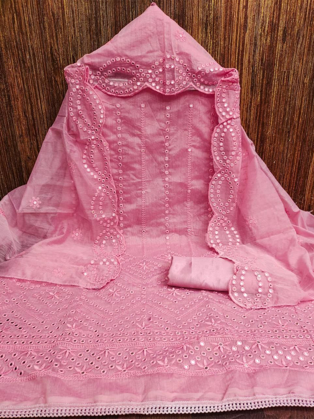 

mimi design Women Embroidered Unstitched Dress Material, Pink