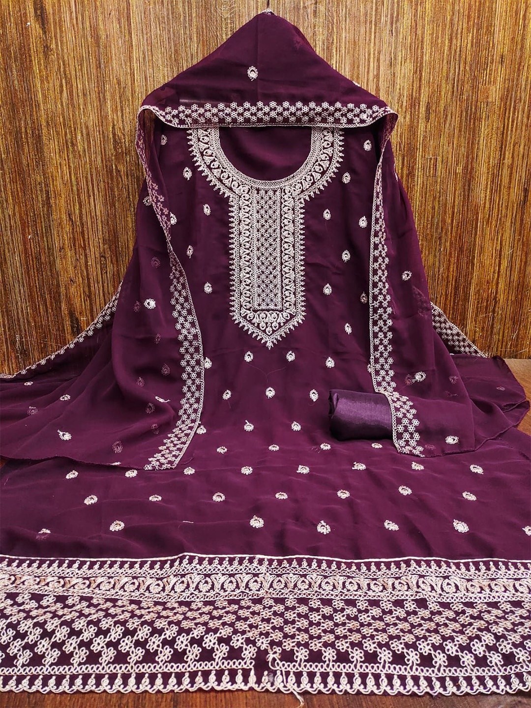 

mimi design Women Embroidered Unstitched Dress Material, Purple