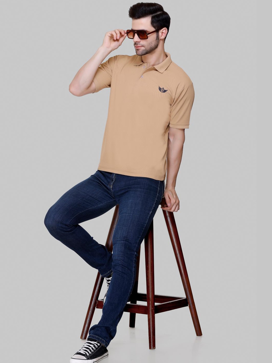 

FLOSBERRY Stylish Men Embroidered Polo Collar T-shirt, Beige