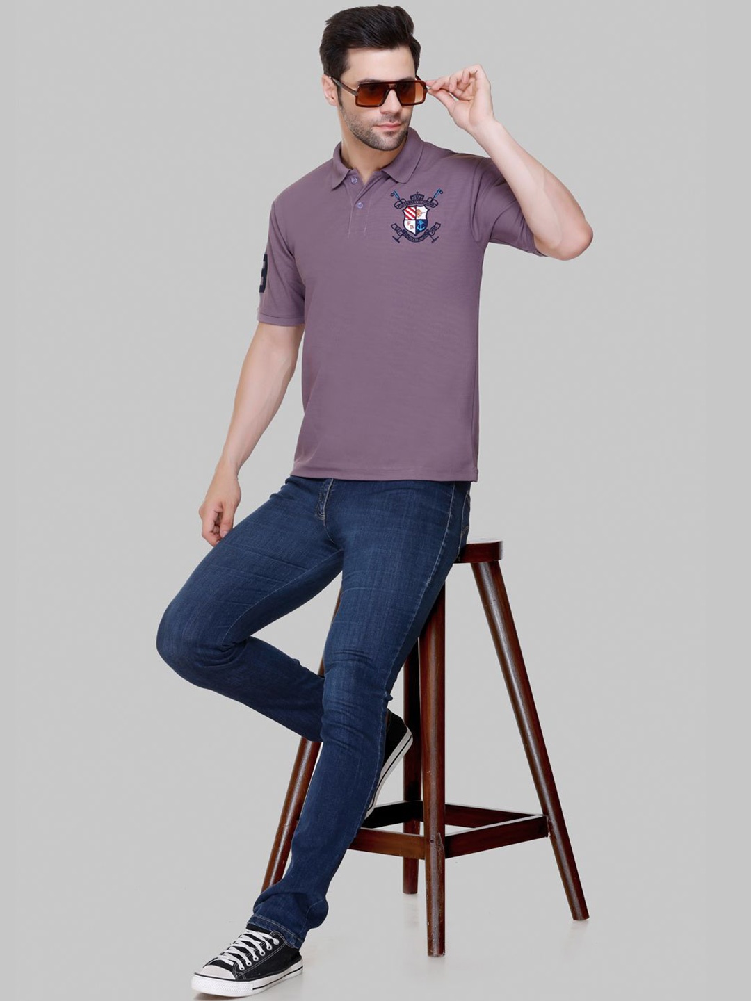 

FLOSBERRY Stylish Men Embroidered Polo Collar T-shirt, Purple