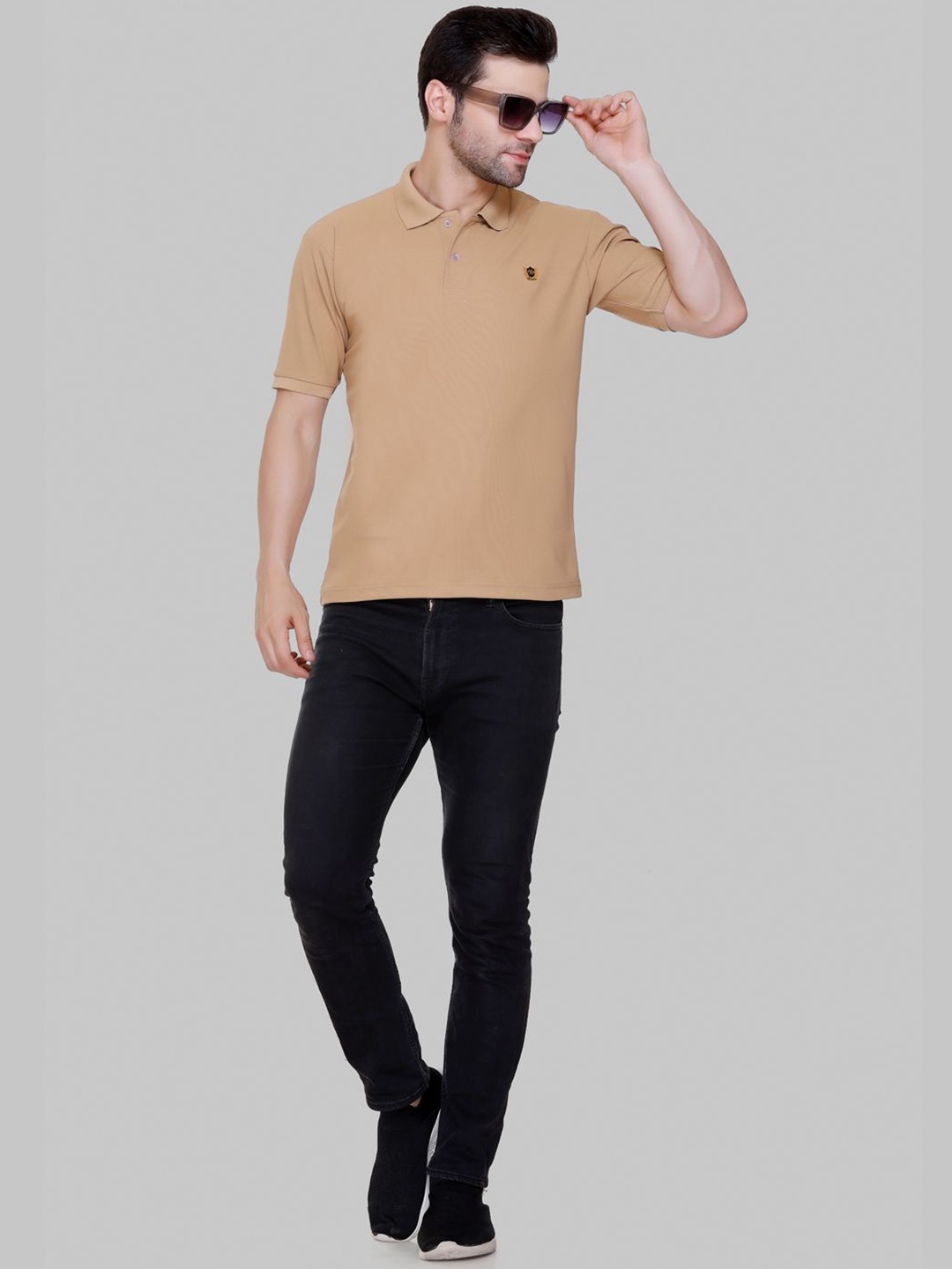 

FLOSBERRY Stylish Men Embroidered Polo Collar T-shirt, Beige