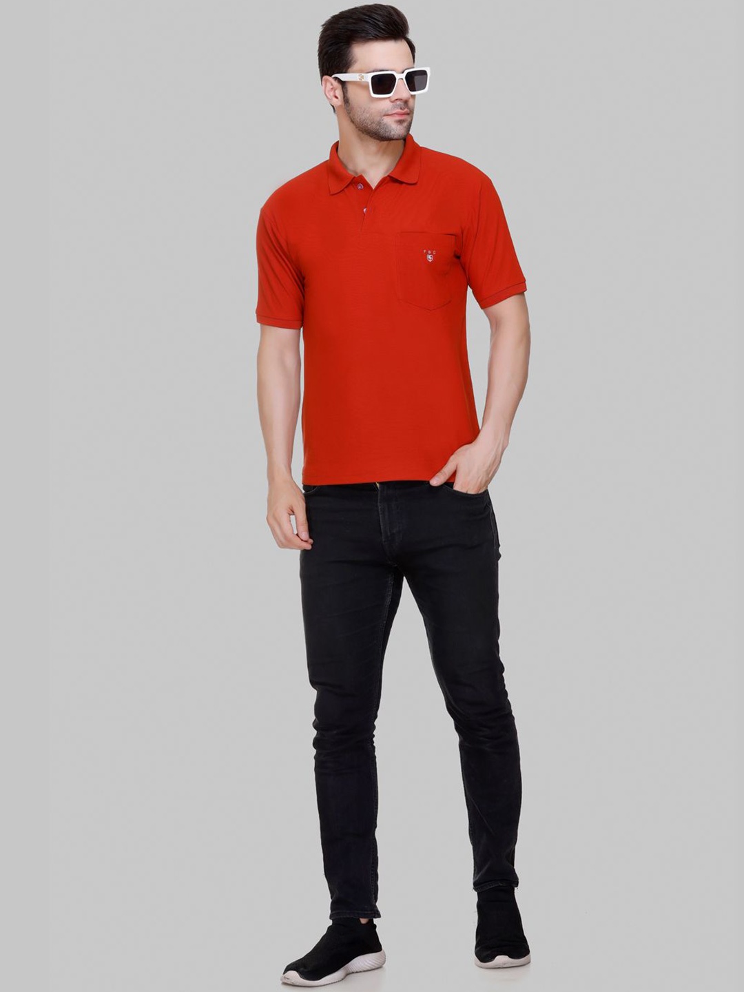 

FLOSBERRY Men Solid Polo Collar Pocket T-shirt, Rust