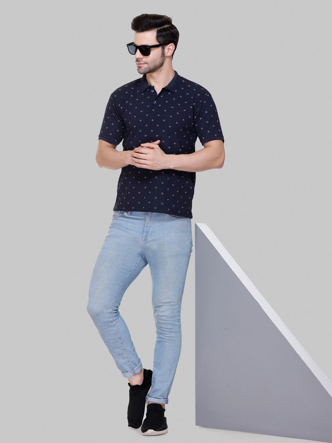 FLOSBERRY Men Conversational Printed Polo Collar T-shirt, Navy blue
