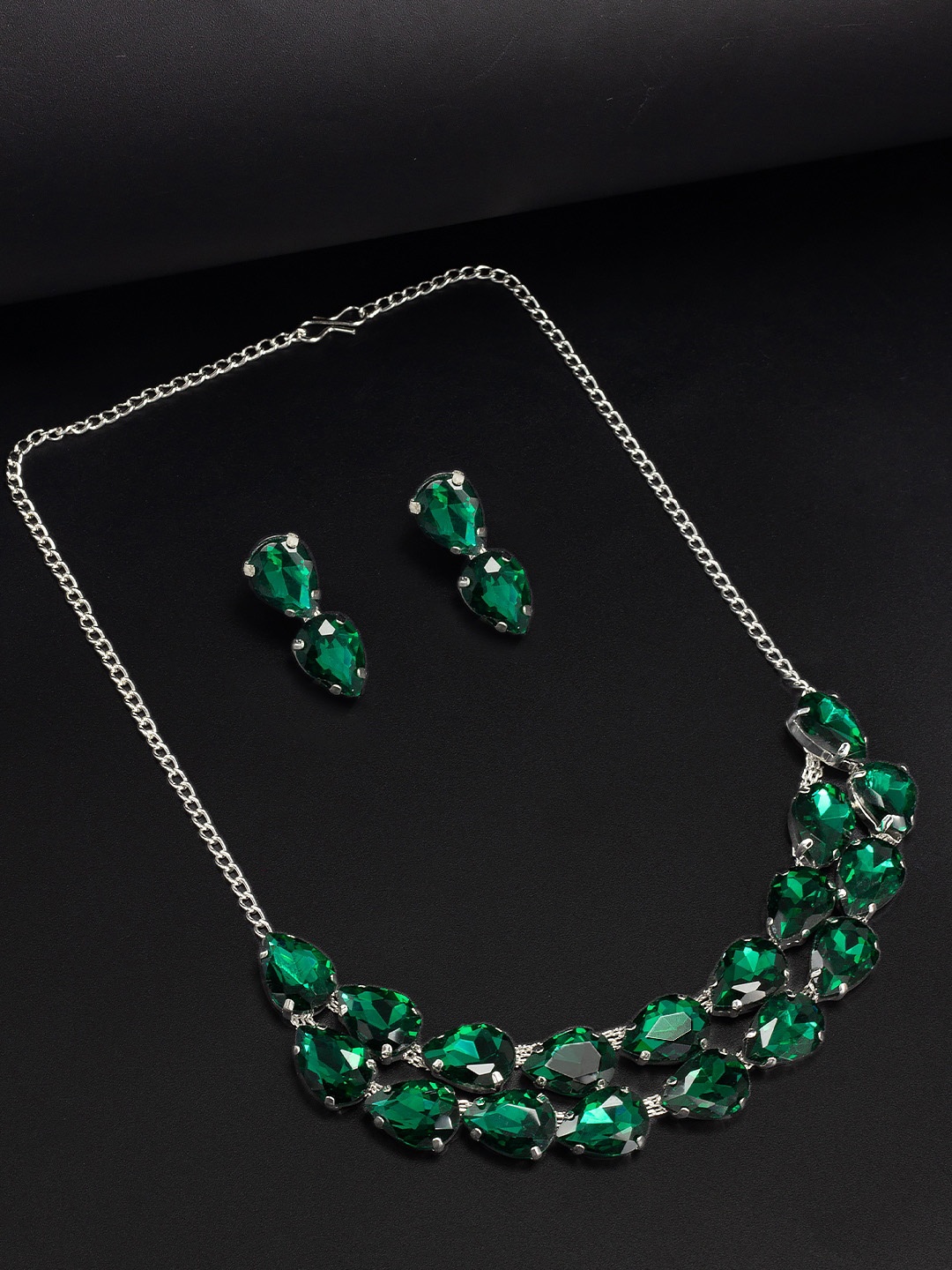 

PRIVIU Silver-Plated Stone-Studded Jewellery Set