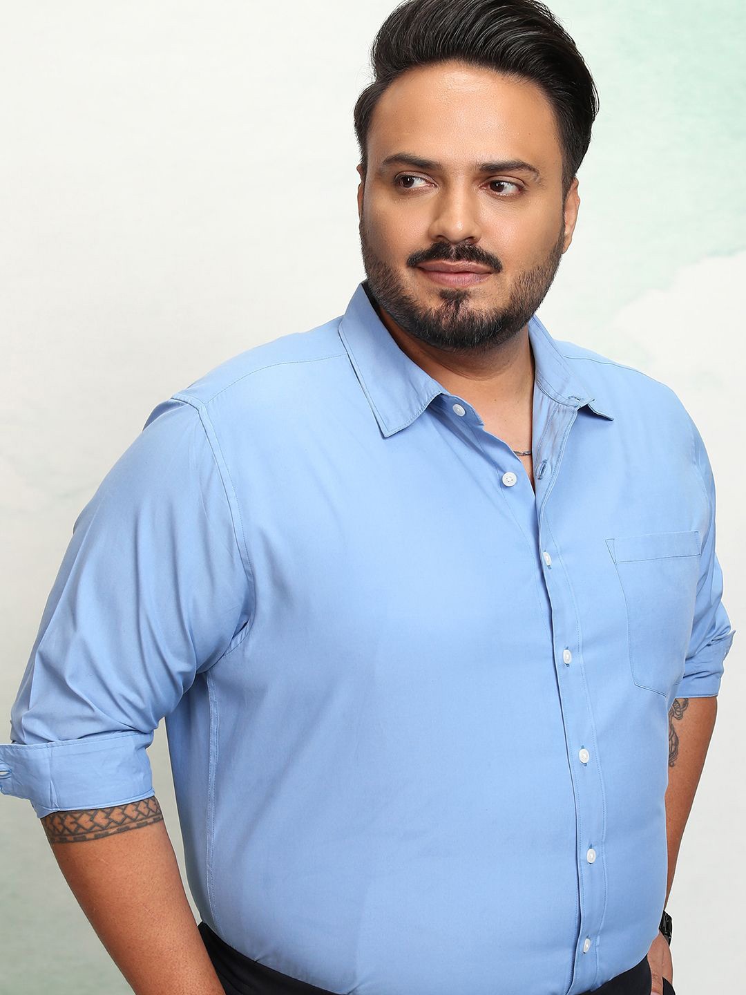 

HIGHLANDER Men Office Solid Plus size Regular Fit Casual Shirt, Blue