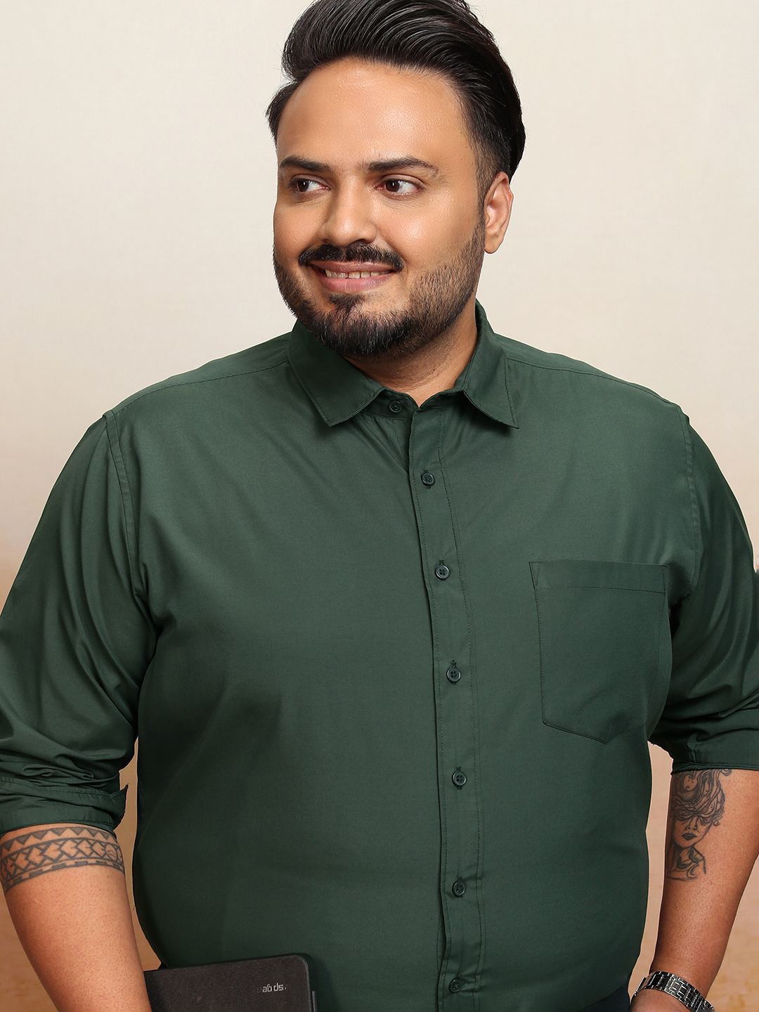 HIGHLANDER Men Solid Plus size Regular Fit Casual Shirt, Green