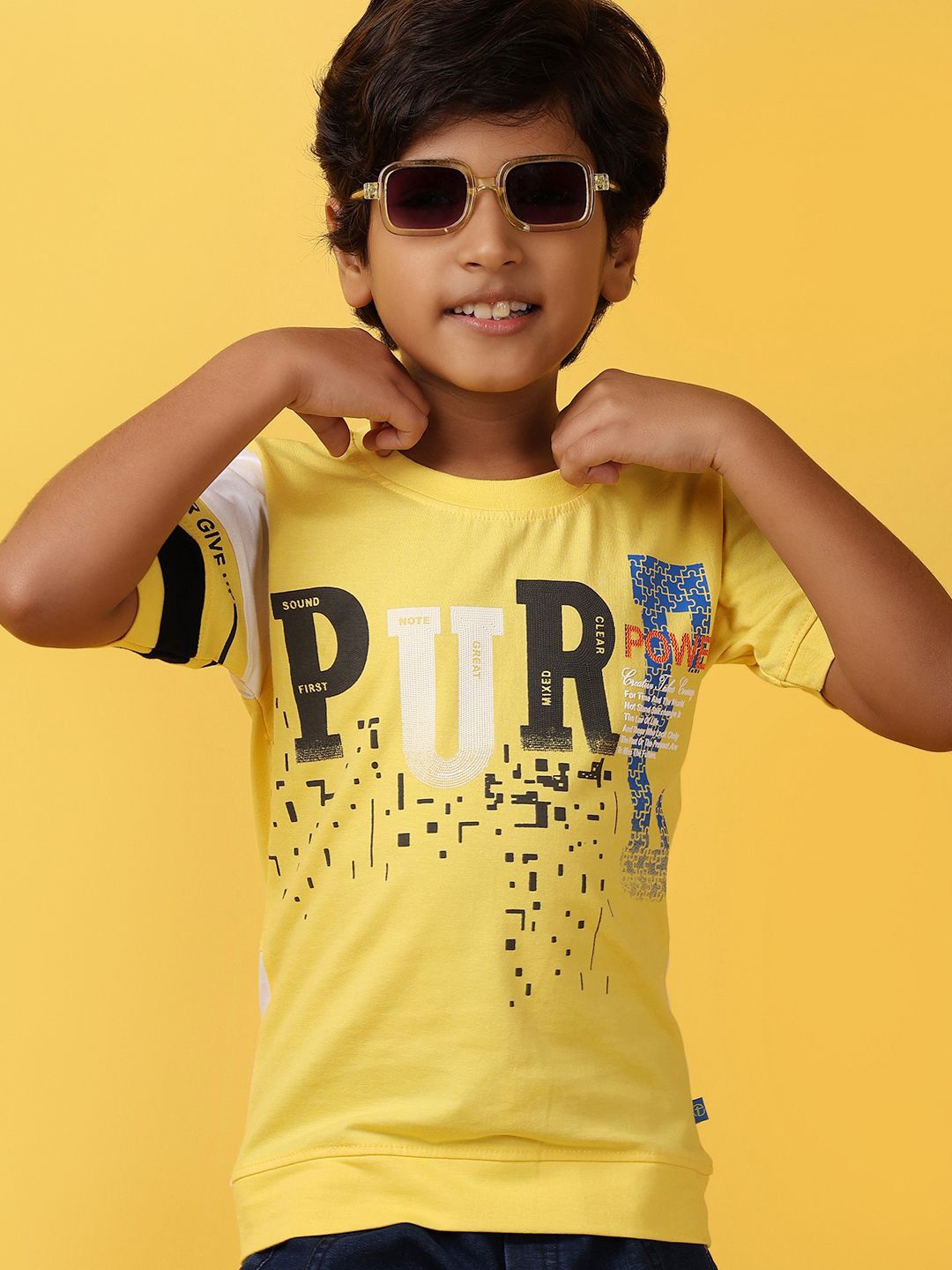 

V-Mart Boys Printed T-shirt with Shorts, Yellow