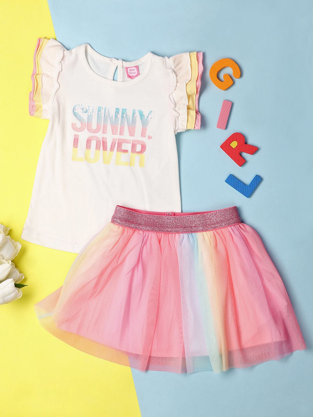 

V-Mart Girls Printed T-shirt with Colourblocked Skirt, Off white