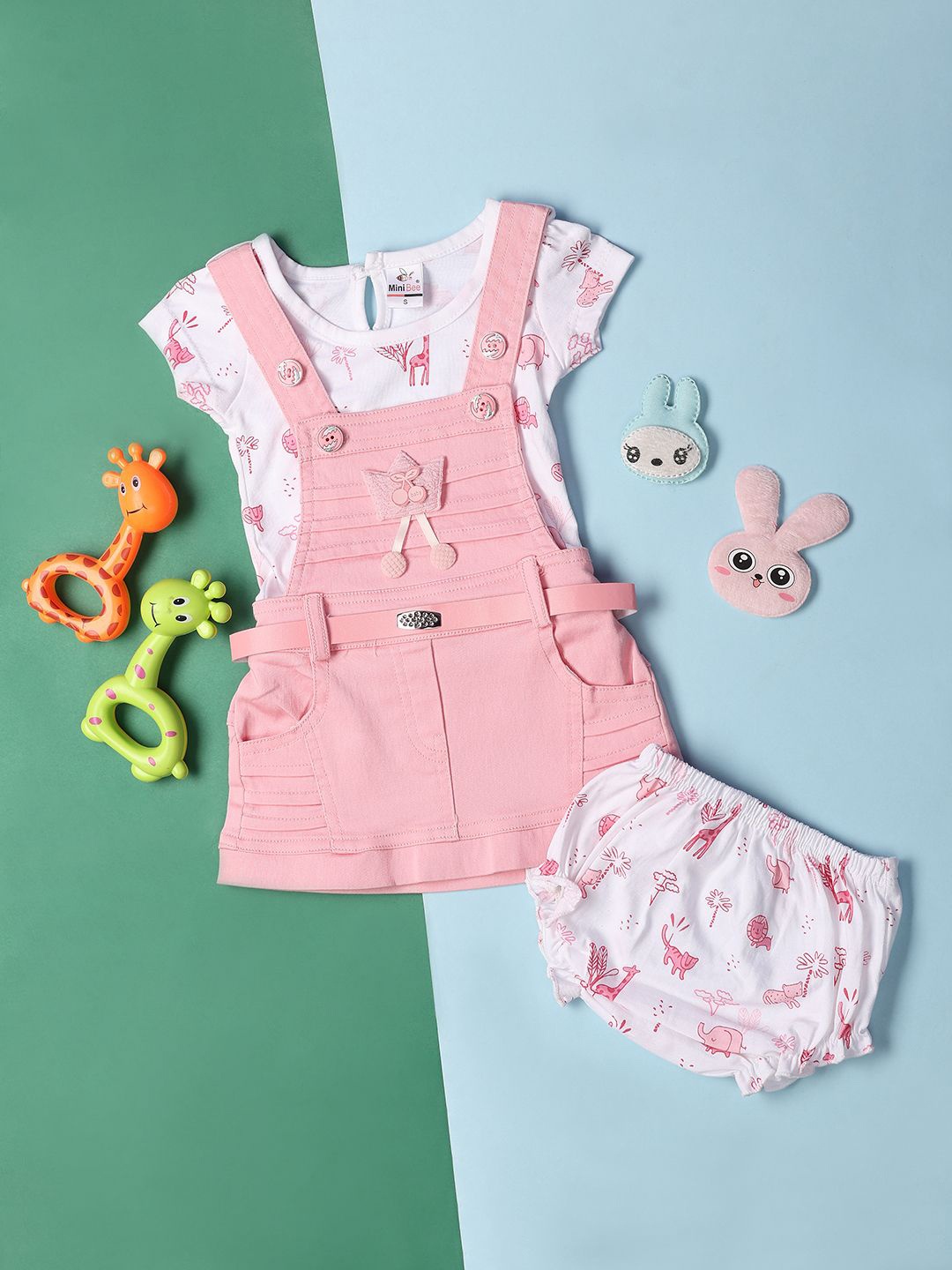 V-Mart Kids Printed Cotton Top with Dungarees, Pink