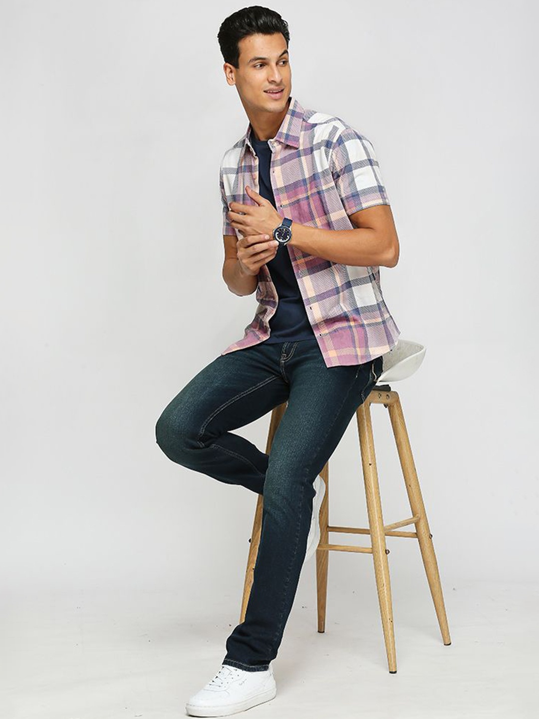 

Wear Your Opinion Men Regular Fit Checkered Washed Printed Shirt, Pink