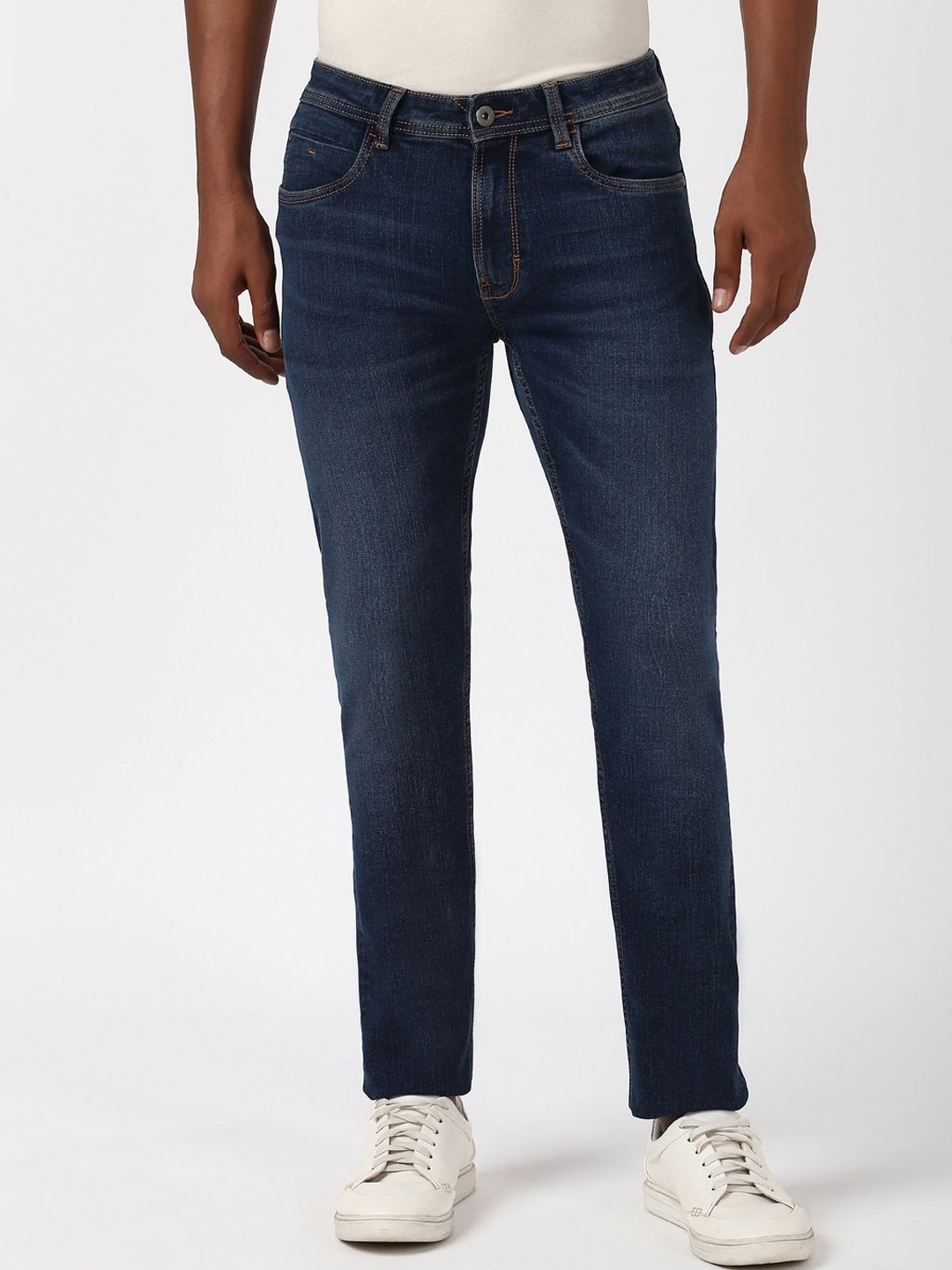 

Peter England Casuals Men Slim Fit Light Fade Jeans, Navy blue