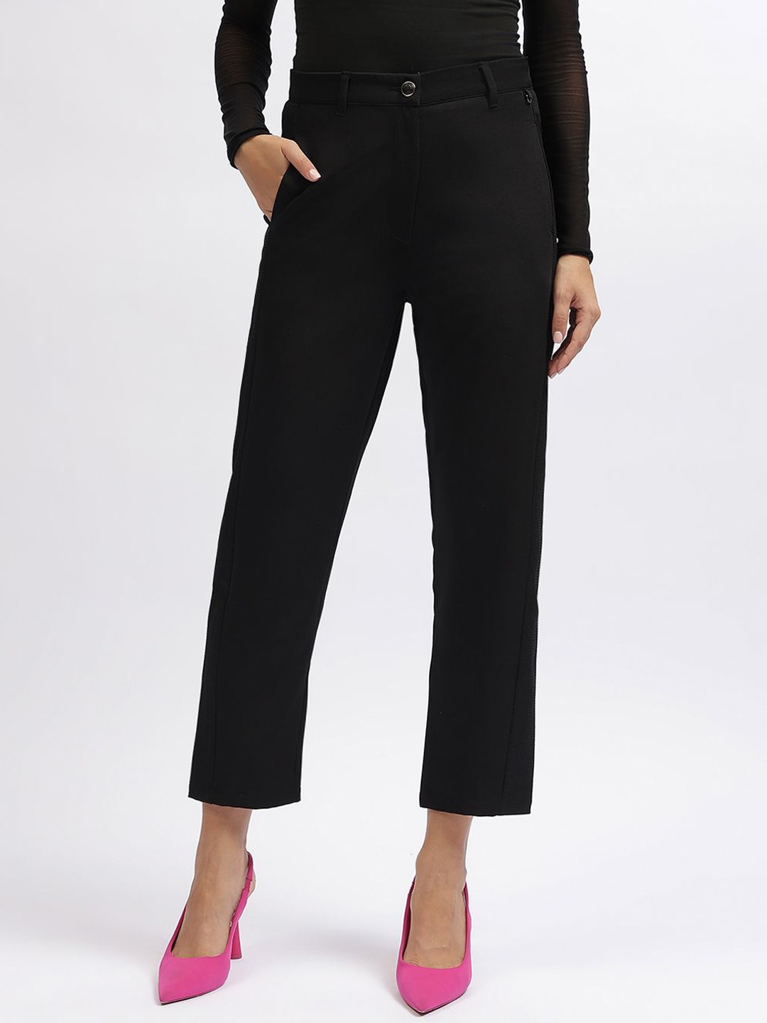 

Iconic Women Mid Rise Regular Fit Trousers, Black