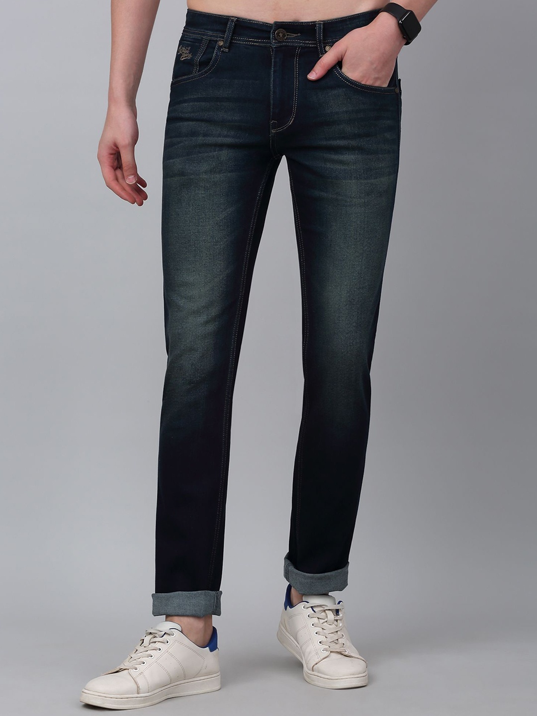 

Cantabil Men Light Fade Mid-Rise Stretchable Jeans, Blue
