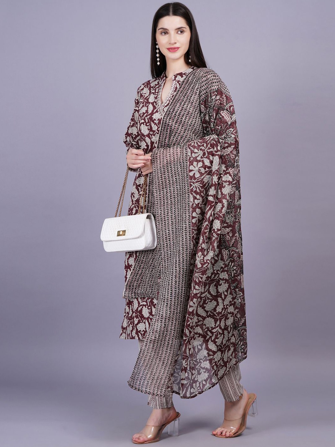 

KALINI Women Floral Printed Regular Mirror Work Pure Cotton Kurta Set & With Dupatta, Purple
