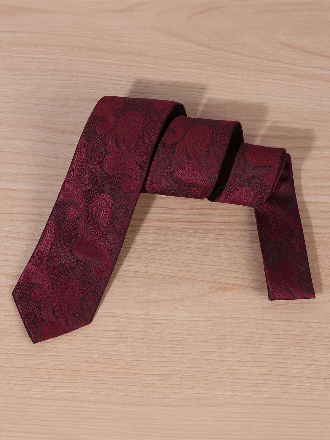 

Louis Philippe Men Printed Skinny Tie, Maroon