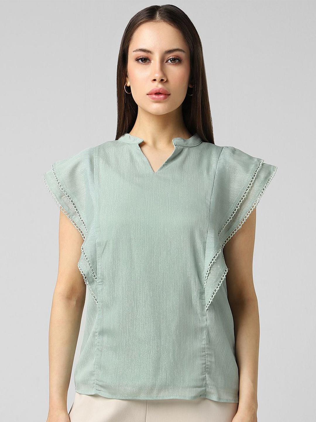 

Van Heusen Woman Solid Mandarin Collar Top, Green