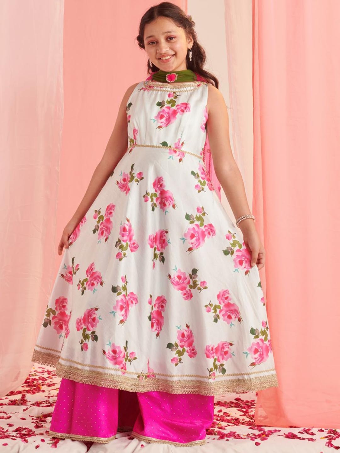 

pspeaches Girls Floral Printed Regular Gotta Patti Kurta with Palazzos & With Dupatta, White