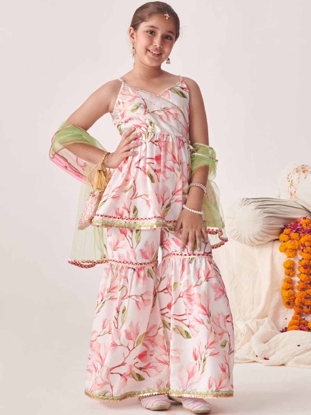 

pspeaches Girls Floral Printed Kurti with Sharara & With Dupatta, Pink
