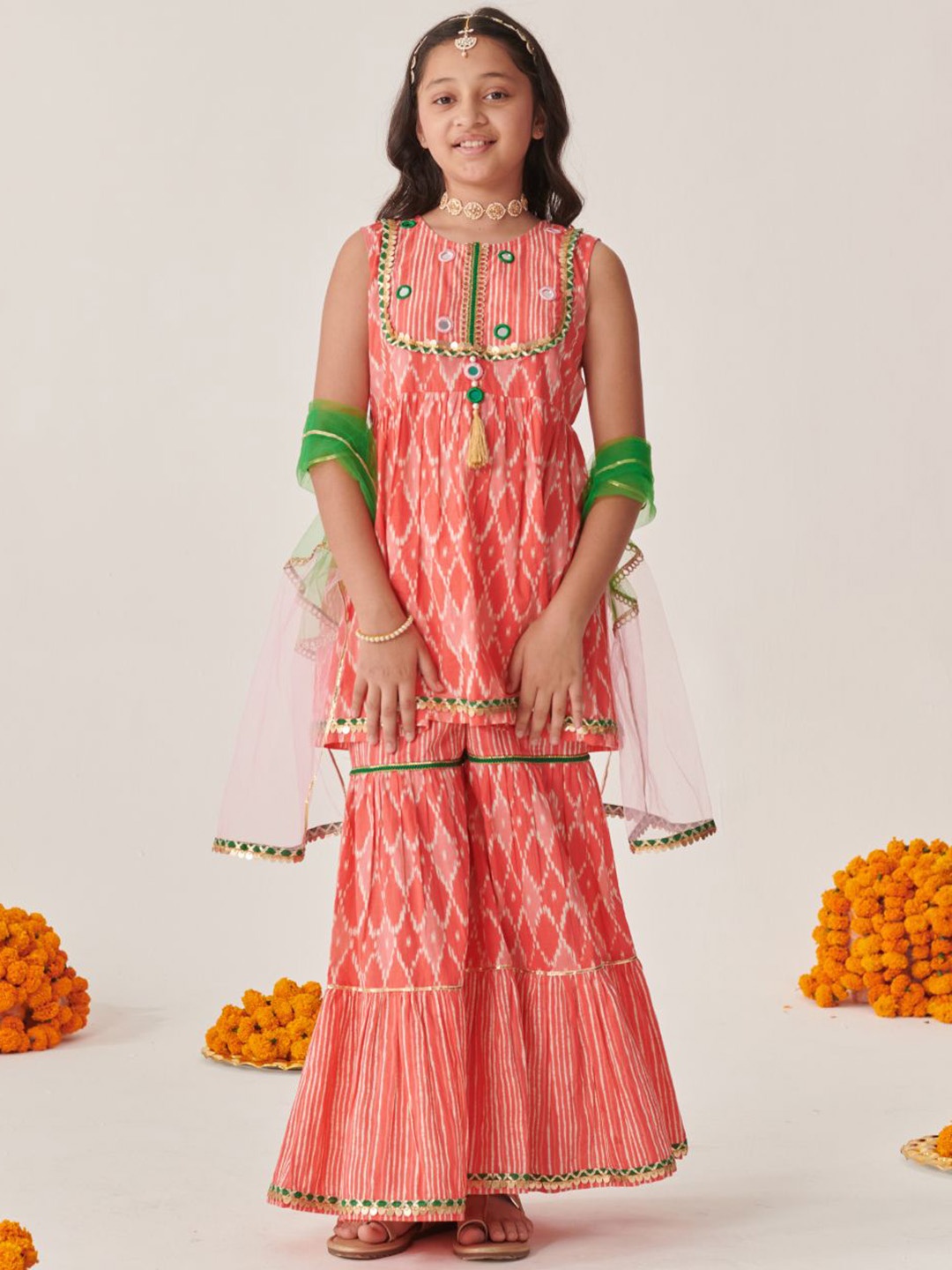 

pspeaches Girls Ethnic Motifs Embroidered Mirror Work Kurta with Sharara & With Dupatta, Peach