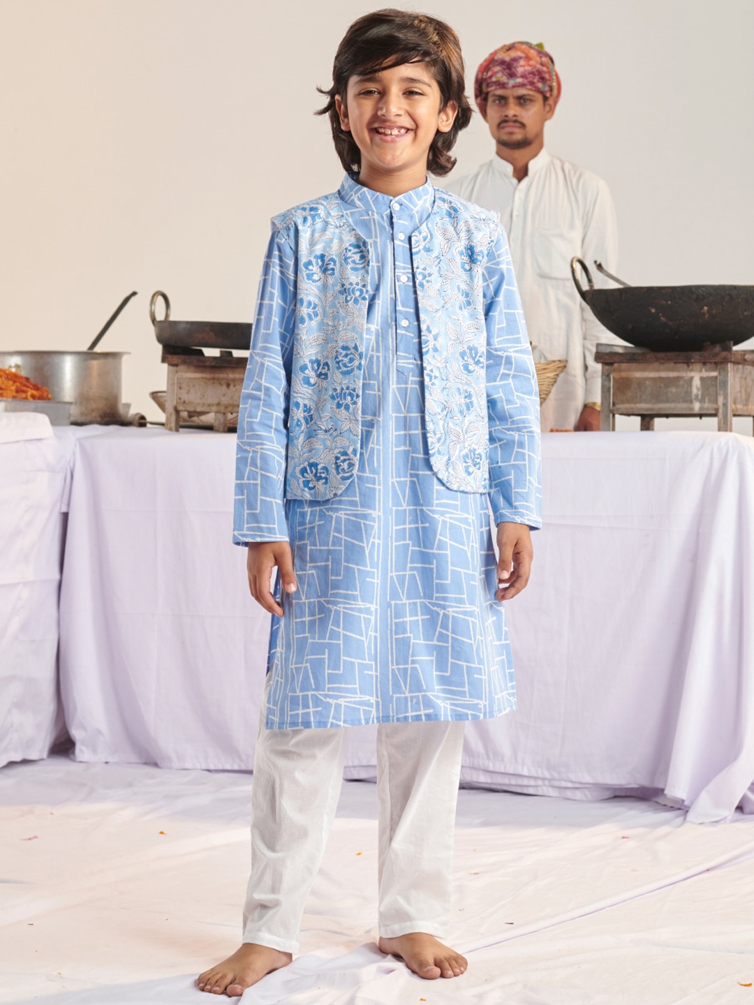 

pspeaches Boys Floral Printed Angrakha Kurta with Pyjamas, Blue