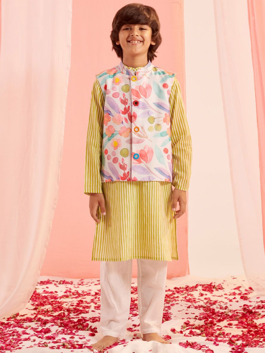 pspeaches Boys Floral Printed Regular Kurta with Pyjamas, Olive