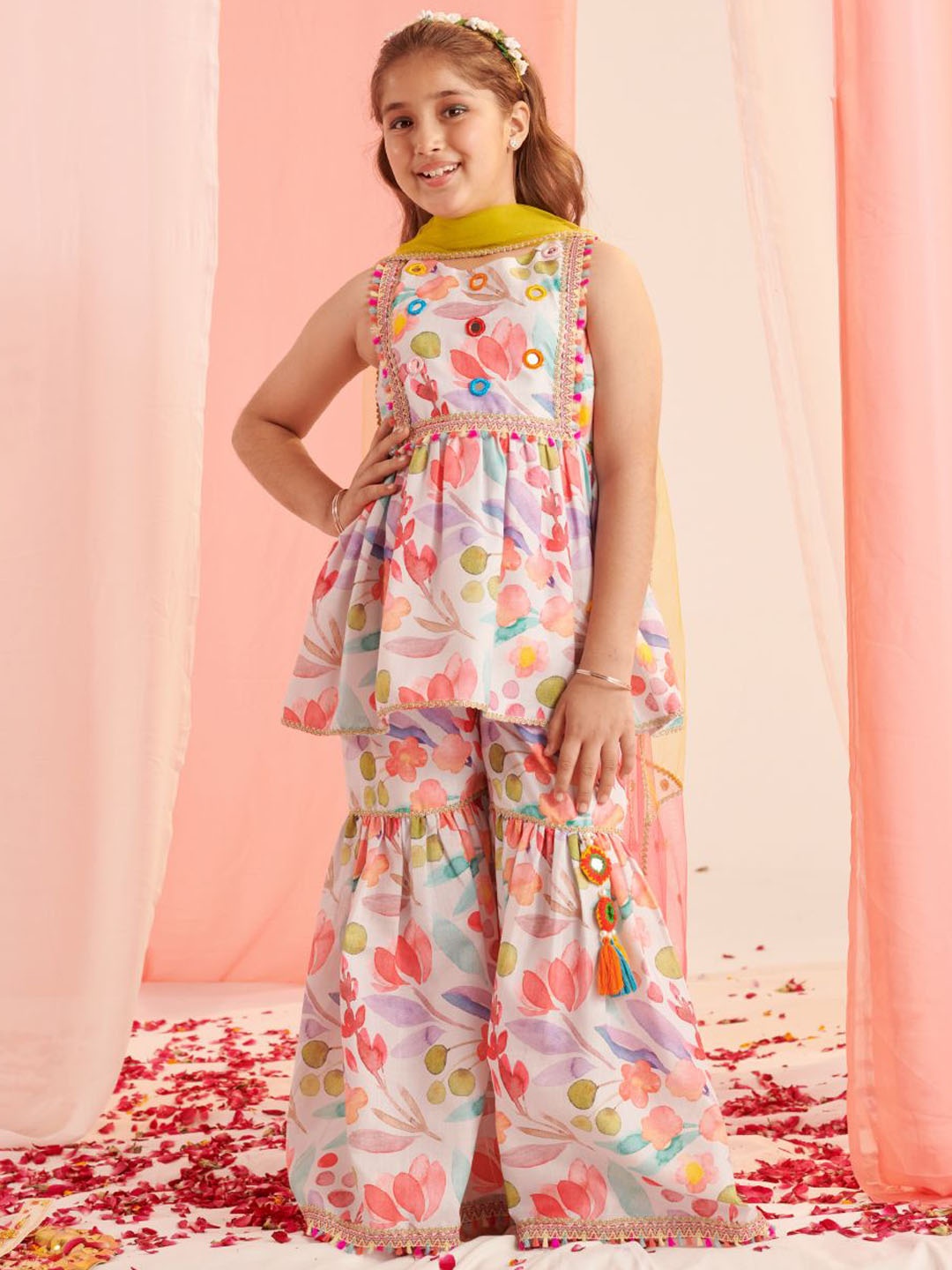 pspeaches Girls Floral Printed Regular Kurta with Sharara & With Dupatta, White