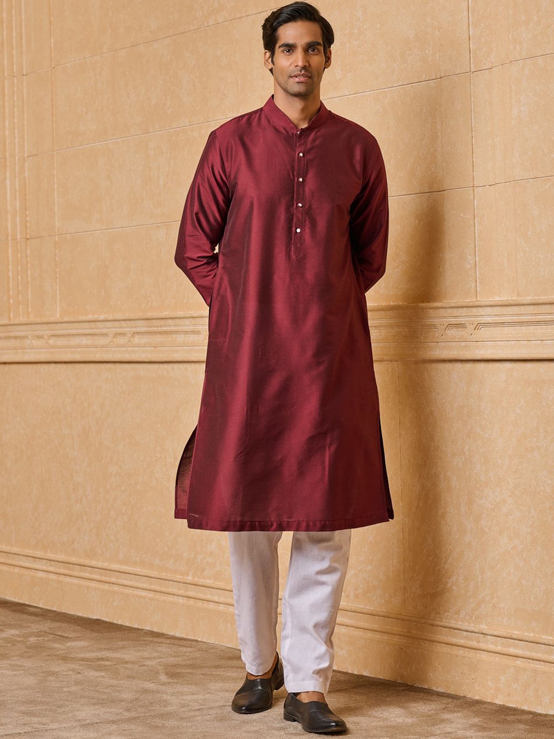 

Tasva Zero Point Collar Single Kurta, Purple