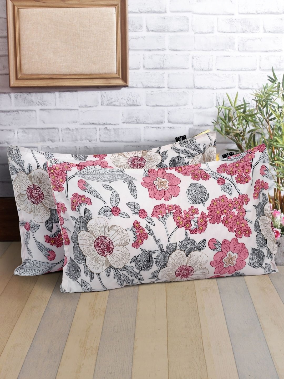 

Arrabi White & Pink 2 Pieces Abstract Linen Rectangle Pillow Covers