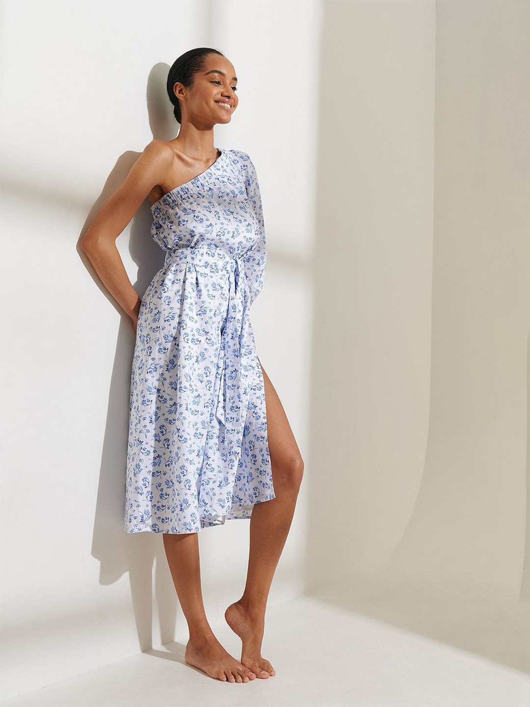 

Roadster Poly Rayon Floral Below Knee A Line Dress, White