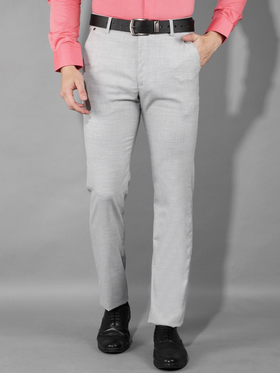 

Canary London Men Mid Rise Slim Fit Wrinkle Free Trousers, Grey