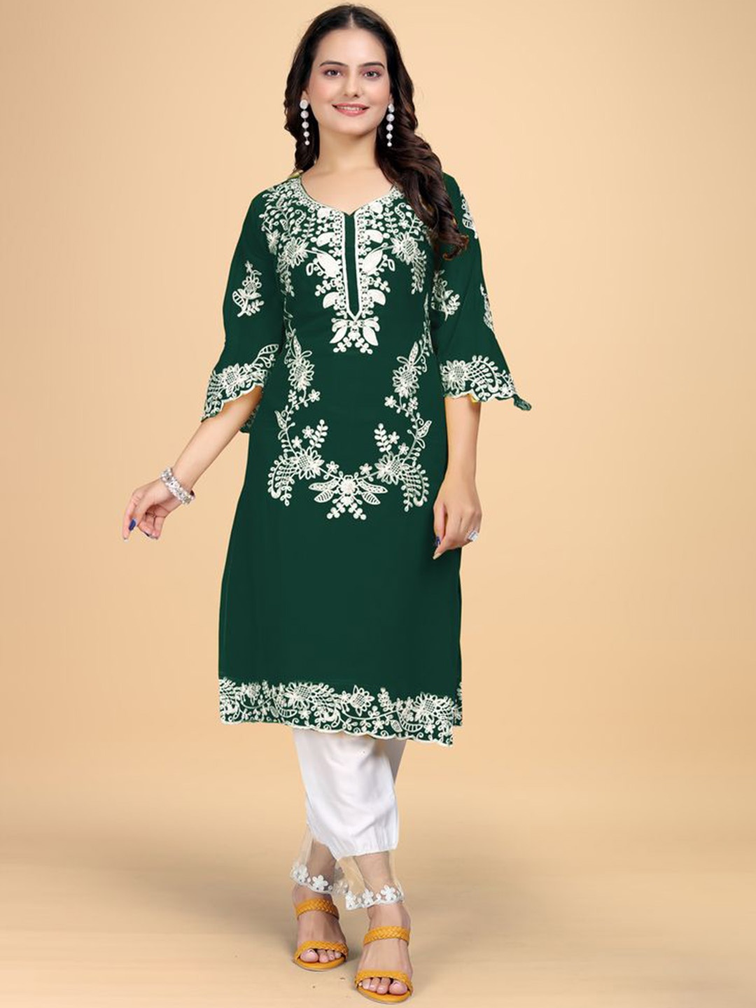 

Fashion FRICKS Women Floral Embroidered Regular Thread Work Kurti with Trousers, Green