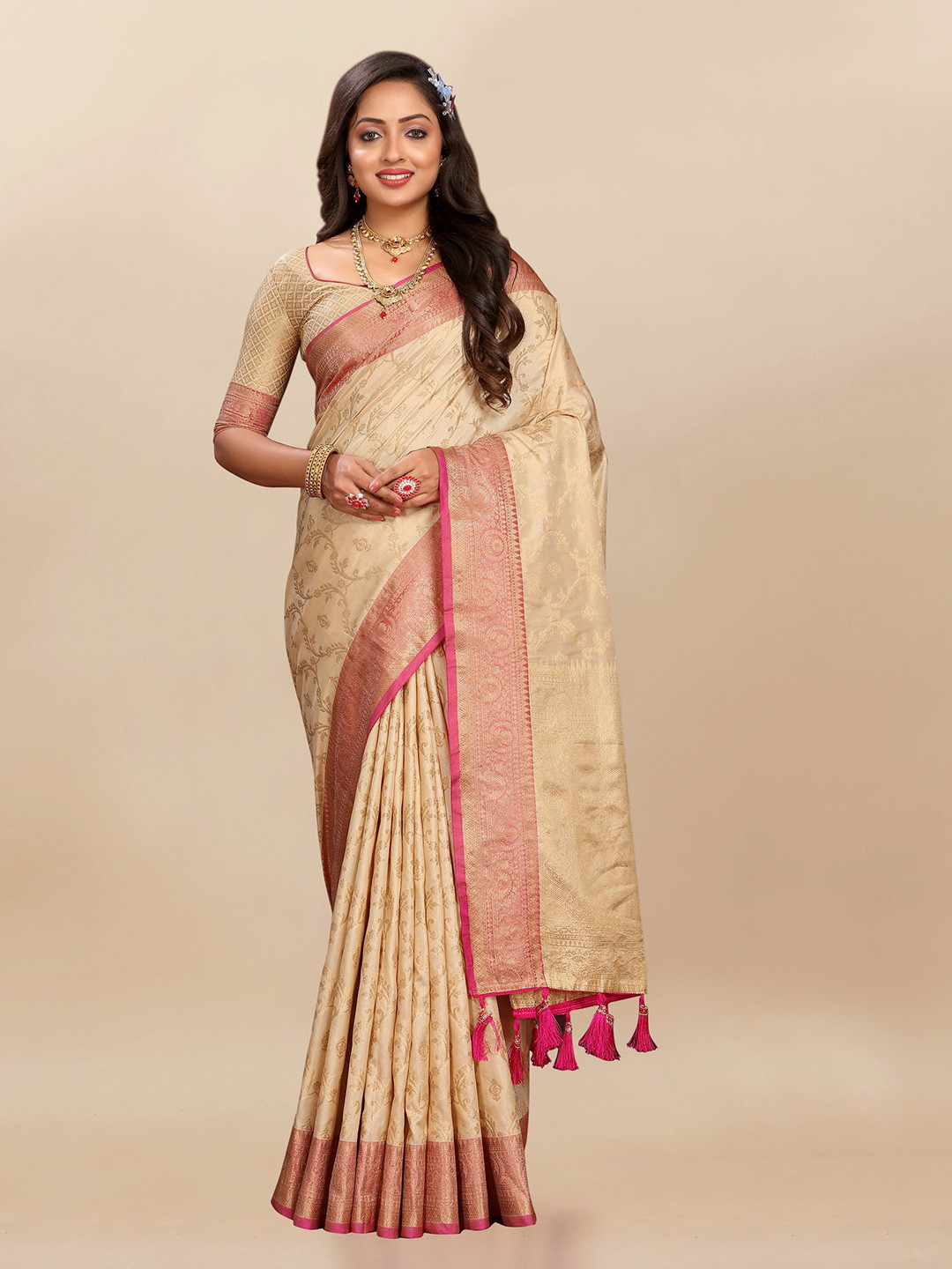 

Divyadham Textiles Woven Design Zari Pure Silk Banarasi Saree, Cream