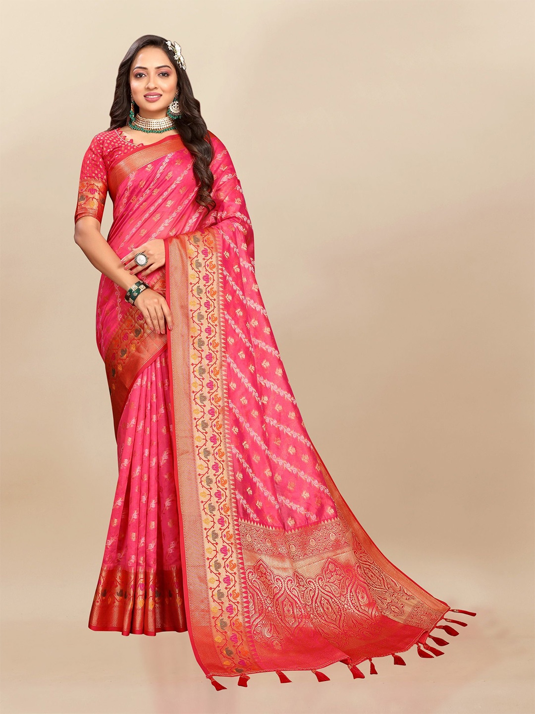 

Divyadham Textiles Woven Design Zari Organza Banarasi Saree, Peach