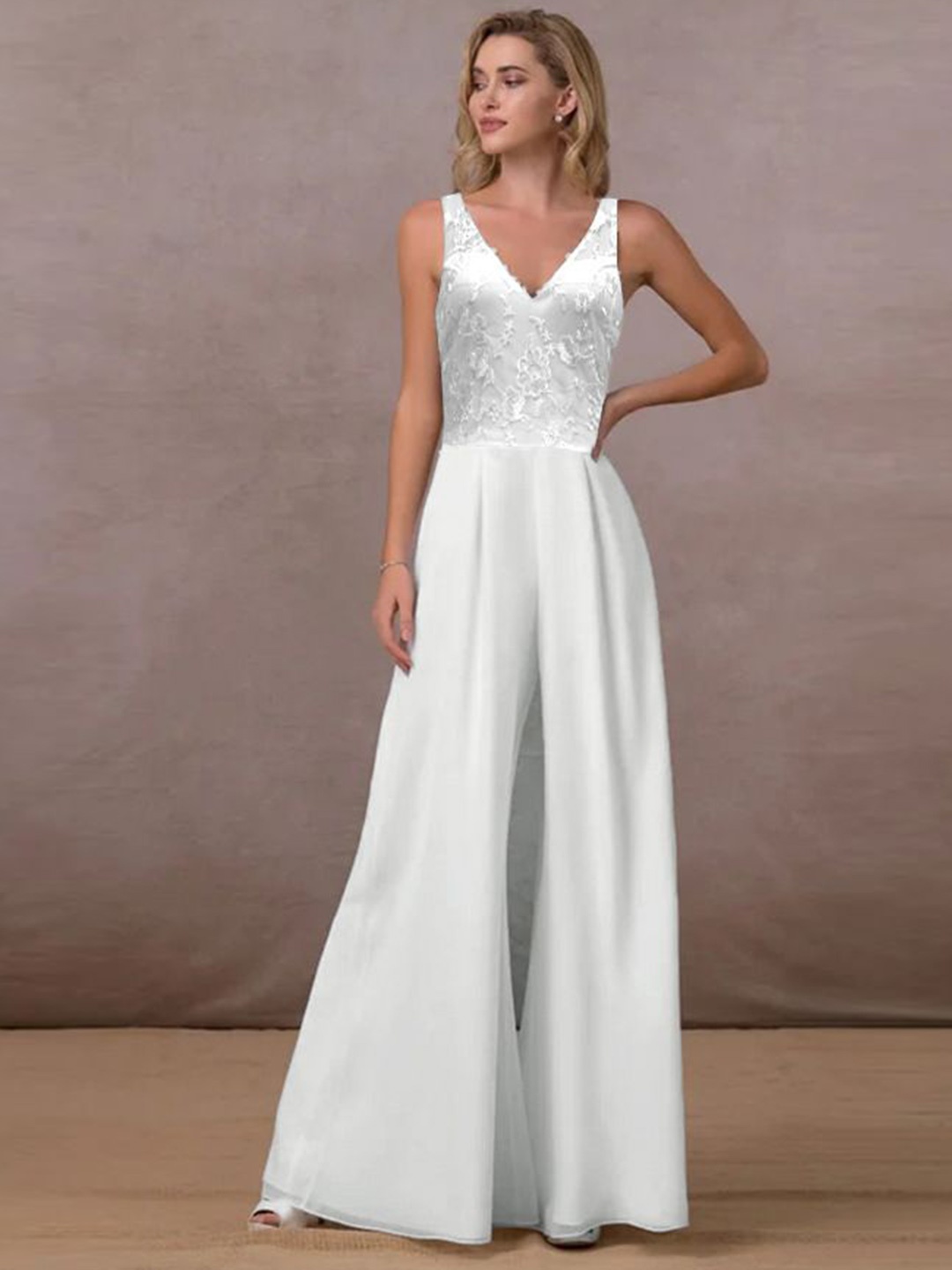 

bebe Embellished V neck solid Basic Jumpsuit, White